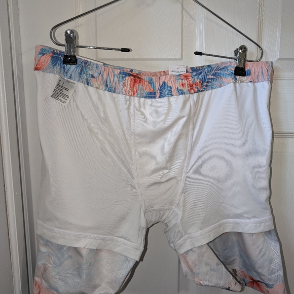 NWT American Eagle Mens 7in swimming trunks with builtin boxer brief liner. - Picture 6 of 6